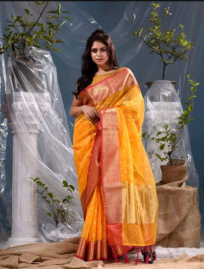 Banarsi Soft cotton butti Pattern Classy zari weaving saree